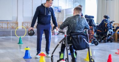 STROKOVNI POSVET ”POSTANI ŠPORTNIK”  ”PRIMERI DOBRIH PRAKS VKLJUČEVANJA OTROK IN MLADIH INVALIDOV V ŠPORTNE AKTIVNOSTI”