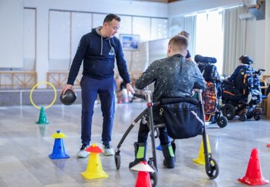 STROKOVNI POSVET ”POSTANI ŠPORTNIK”  ”PRIMERI DOBRIH PRAKS VKLJUČEVANJA OTROK IN MLADIH INVALIDOV V ŠPORTNE AKTIVNOSTI”