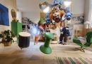 Podjetje IKEA in XBOX predstavljata novo kolekcijo za ljubitelje gaminga, ki se zlije z vsakim domom Podjetje IKEA in XBOX predstavljata novo kolekcijo za ljubitelje gaminga, ki se zlije z vsakim domom
